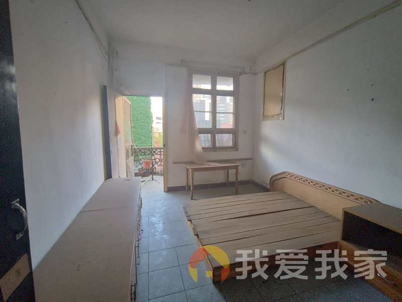 贤士一路 南北通透，采光好 视野好，诚心出售