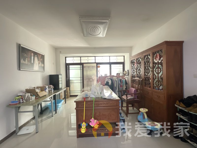 南昌我爱我家保集半岛二期御河湾 南北通透，采光好 装修好，环镜优美 周边匹套完善，，出行方便