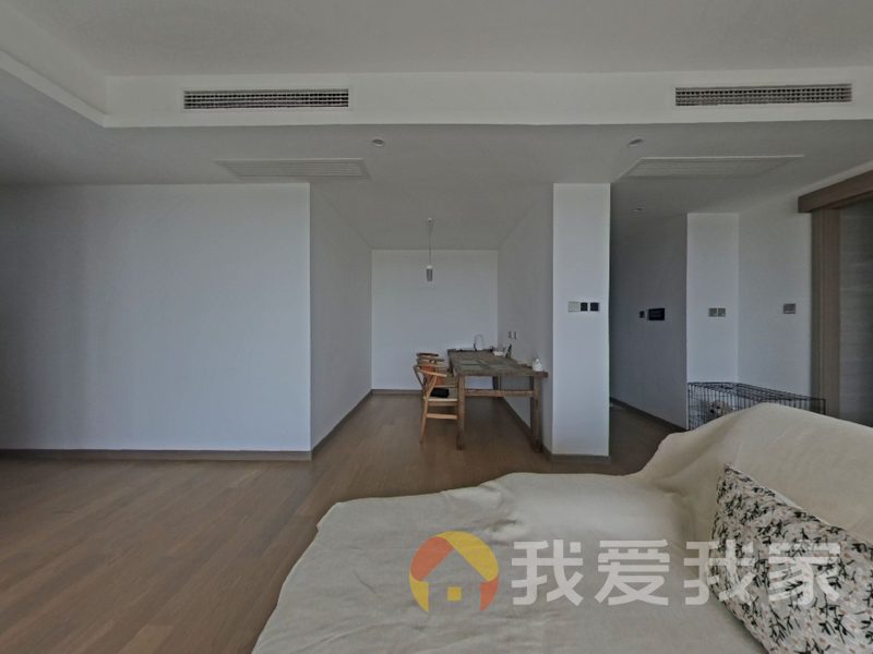 南昌我爱我家房东诚心出售，价格好谈，直接拎包入住