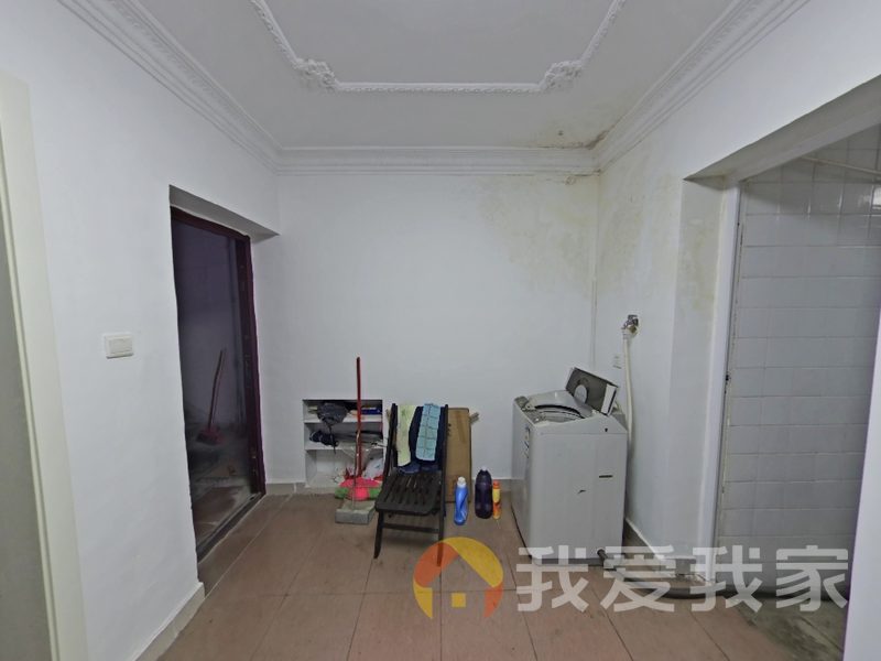 满五唯一、带落地阳台、房型方正、正规居室、小区环境安静、