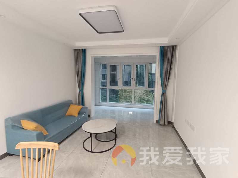 力高澜湖御景 南北通透，采光好 装修好，环镜优美 周边匹套完善，，出行方便