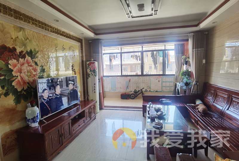 南昌我爱我家力高滨湖国际 南北通透，采光好 装修好，环镜优美 视野好，诚心出售