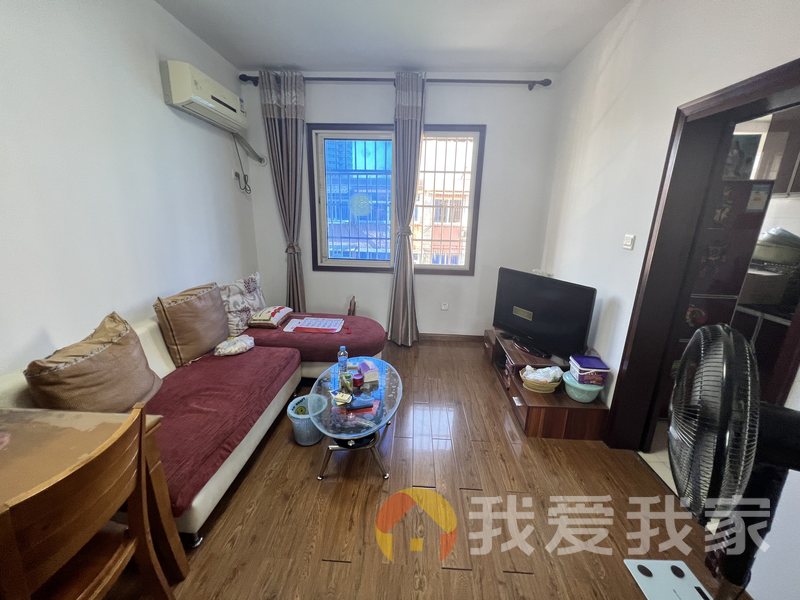 铁路二村 南北通透，采光好 视野好，诚心出售