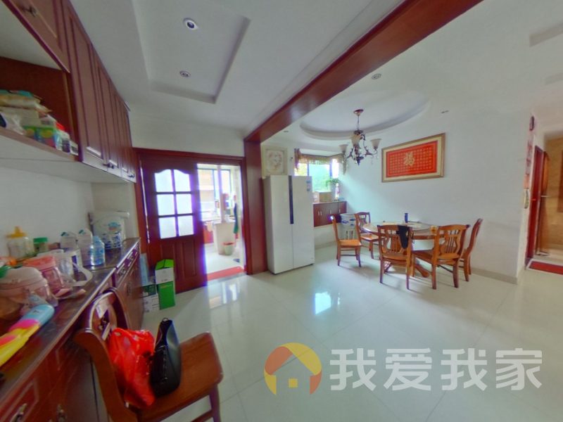 南昌我爱我家伟梦清水湾茉莉香坊 南北通透，采光好 装修好，环镜优美 近地铁 视野好，诚心出售