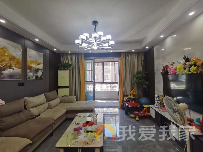 南昌我爱我家正荣大湖之都西水滨鹭岛 南北通透，采光好 装修好，环镜优美 视野好，诚心出售