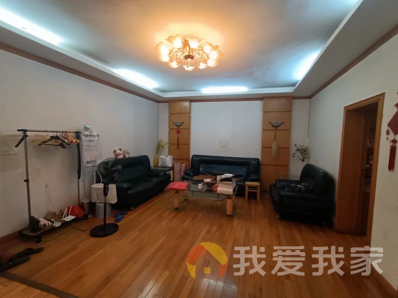 二七北路 装修好，环镜优美 视野好，诚心出售