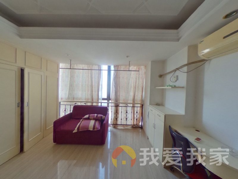因急需资金周转，房东诚心卖房，价格实惠，地理位子好