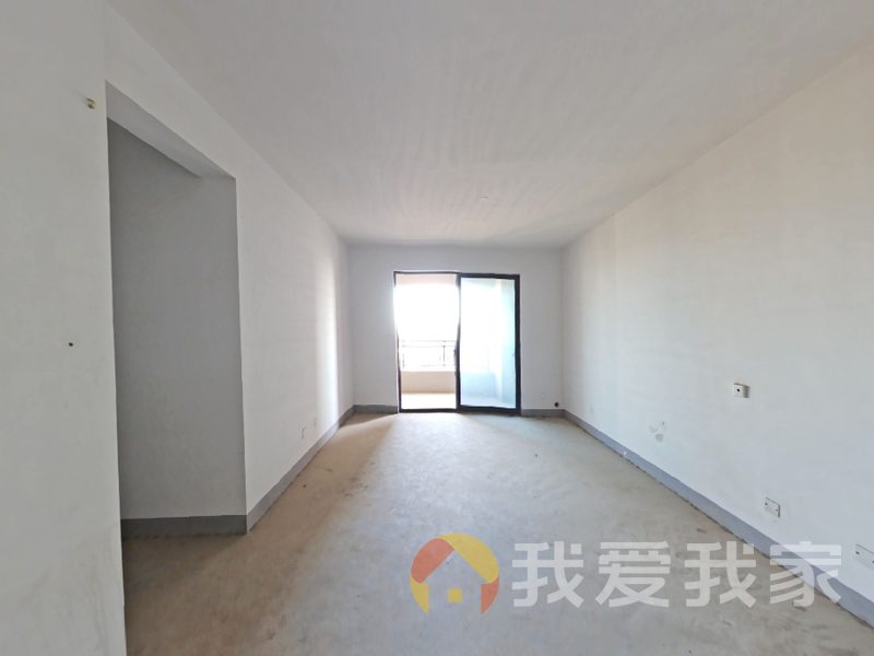 南昌我爱我家绿地国际博览城二期博隆 南北通透，采光好 近地铁 中间楼层