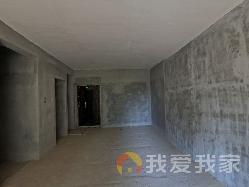 南昌我爱我家新建城B1区 南北通透，采光好 近地铁 周边匹套完善，，出行方便