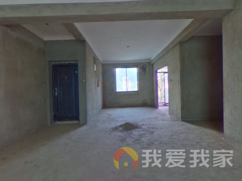 伟梦清水湾龙井香苑 南北通透，采光好 近地铁 中间楼层