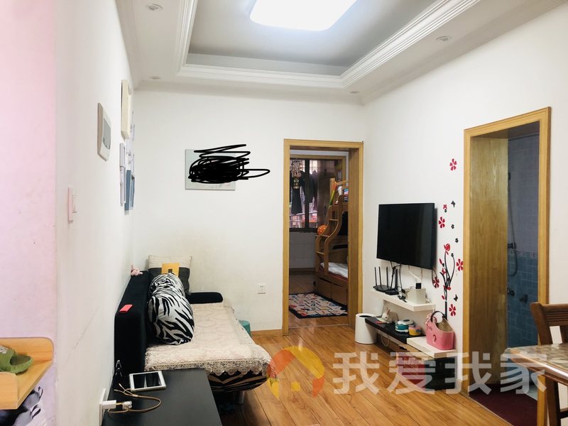 干家塘 南北通透，采光好 装修好，环镜优美 近地铁 视野好，诚心出售