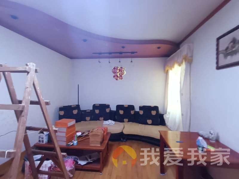 荣昌小区 南北通透，采光好 近地铁 视野好，诚心出售