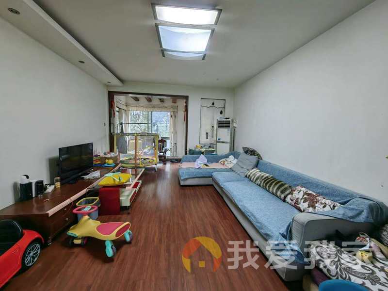 南昌我爱我家青山湖畔   秀泊经典  精装三房