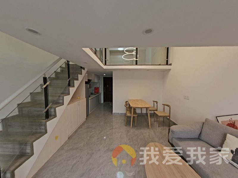 南昌我爱我家九悦广场 南北通透，采光好 装修好，环镜优美 近地铁 视野好，诚心出售