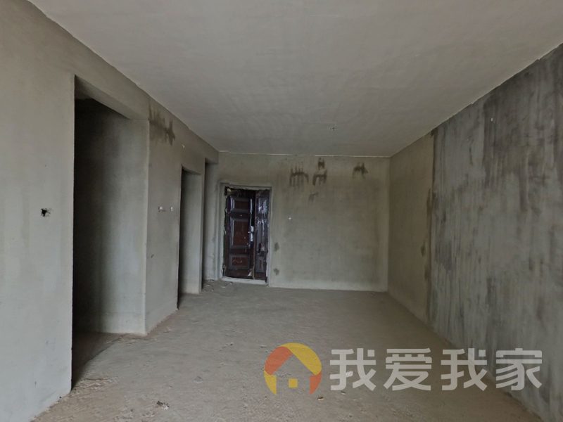南昌我爱我家新建城B2区 南北通透，采光好 近地铁 中间楼层