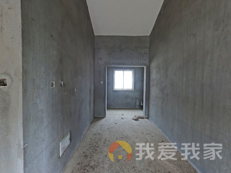 朗晴园 南北通透，采光好 视野好，诚心出售