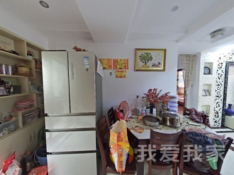 南昌我爱我家象湖明珠 南北通透，采光好 装修好，环镜优美 视野好，诚心出售