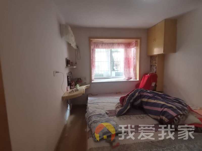 南昌我爱我家丁公路南柴宿舍通透两房采光好装修好环镜优美近地铁诚心出售