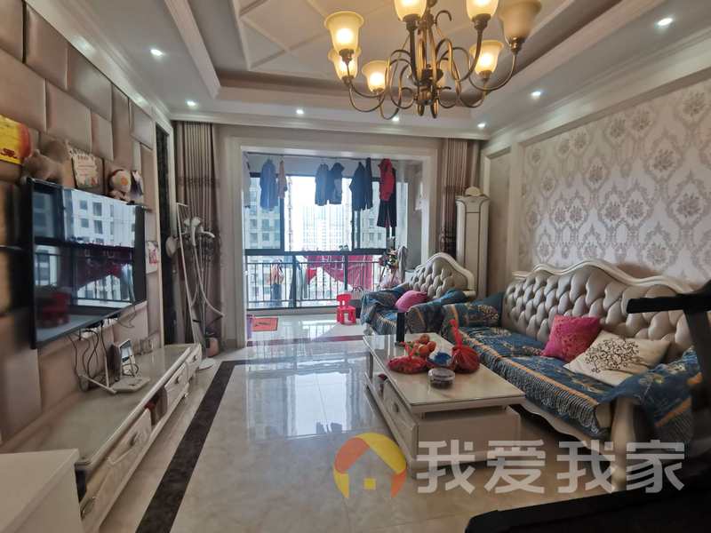 南昌我爱我家路通沁园 南北通透，采光好 装修好，环镜优美 近地铁 中间楼层