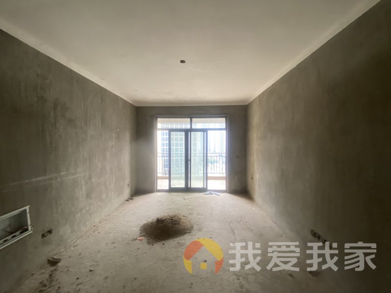 伟梦清水湾东方院玉龙苑 南北通透，采光好 视野好，诚心出售