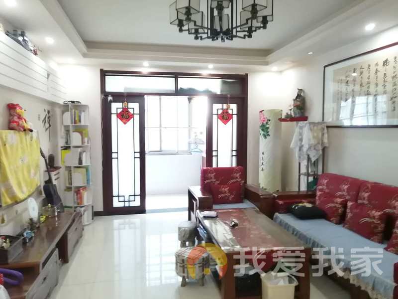 高新住宅小区 南北通透，采光好 装修好，环镜优美 视野好，诚心出售