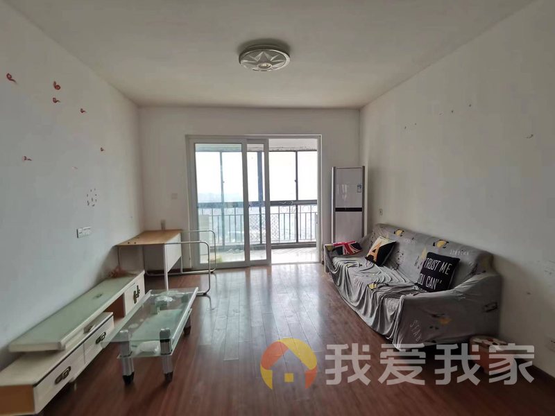 万达文化旅游城D区 南北通透，采光好 装修好，环镜优美 近地铁 视野好，诚心出售