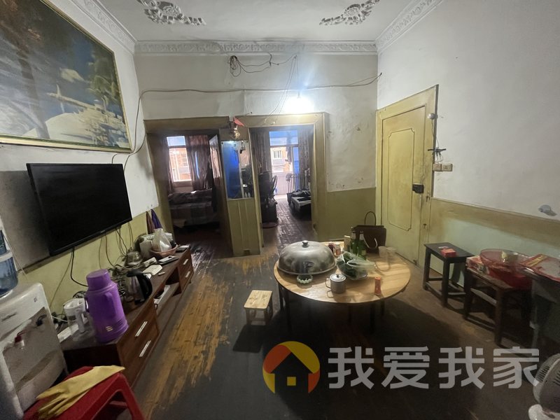 南昌我爱我家朝阳中路110号卷烟厂宿舍 南北通透，采光好 视野好，诚心出售