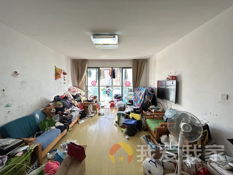 南昌我爱我家凤凰城二期凤翔苑 南北通透，采光好 装修好，环镜优美 近地铁 视野好，诚心出售