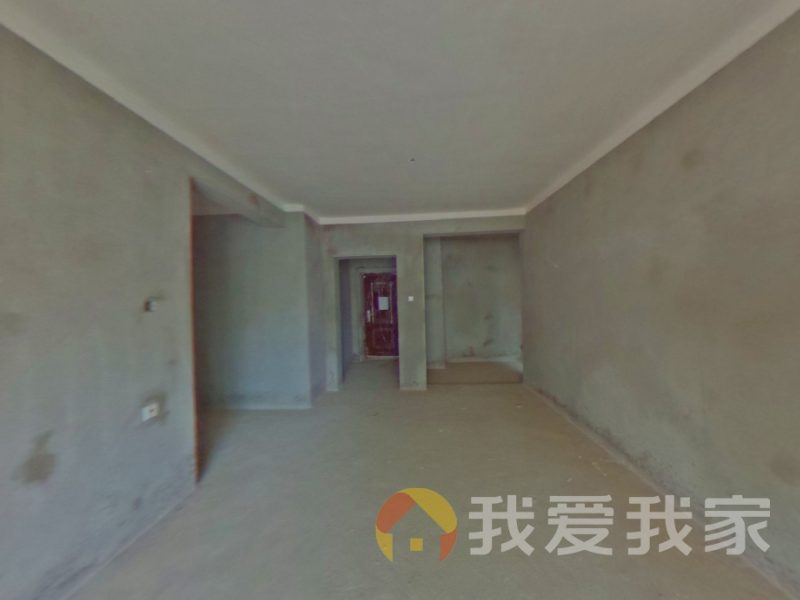 站前路小学，毛坯现房，拎包入住，现房