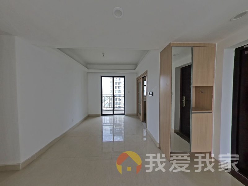 南昌我爱我家南部美的城 南北通透，采光好 装修好，环镜优美 中间楼层