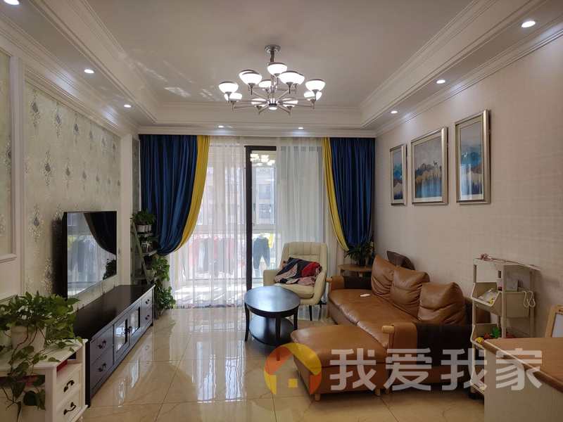 南昌我爱我家正荣御品 南北通透，采光好 中间楼层