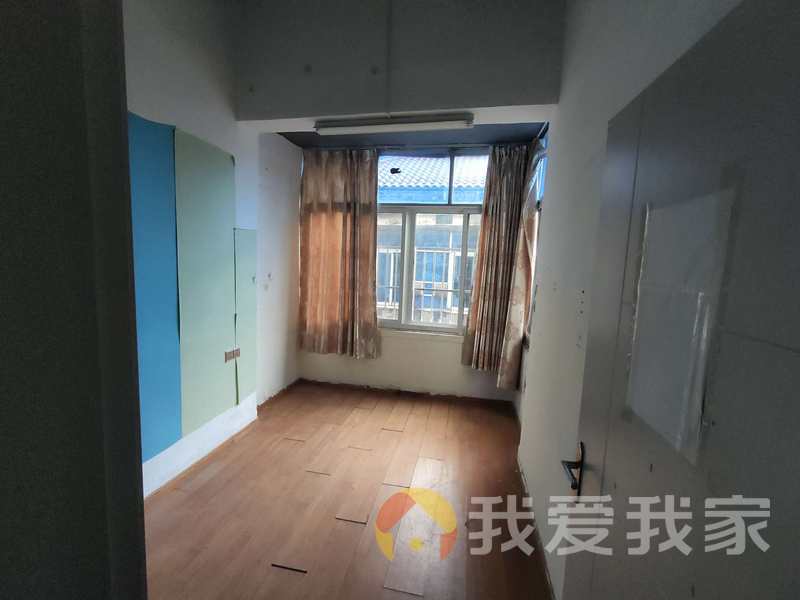 新公园路 南北通透，采光好 近地铁 视野好，诚心出售