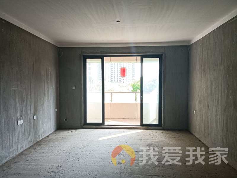 明园九龙湾 南北通透，采光好 近地铁 周边匹套完善，，出行方便