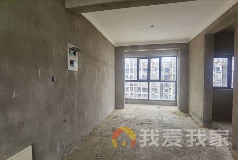 南昌我爱我家紫东嘉园 南北通透，采光好 视野好，诚心出售