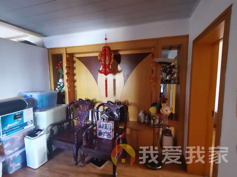 南京东路425号分局宿舍（金盾小区） 南北通透，采光好 近地铁 视野好，诚心出售