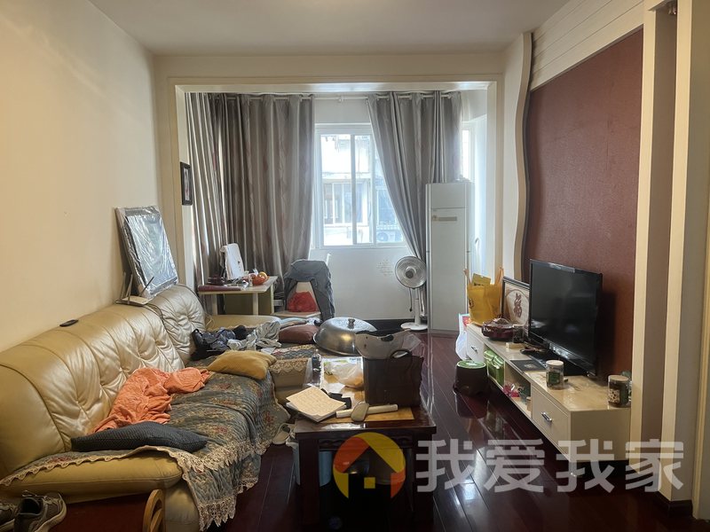 南昌我爱我家丁公路南柴宿舍 院子门卫 环境绿化好 前后开阔 太阳全天