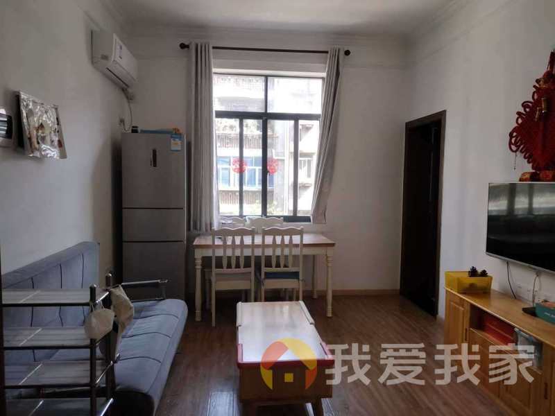 江大南路纺织局宿舍 南北通透，采光好 装修好，环镜优美 近地铁 中间楼层