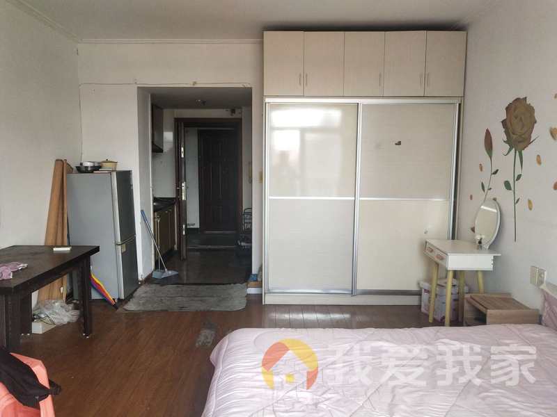 南昌我爱我家莱茵半岛花园 南北通透，采光好 装修好，环镜优美 近地铁 视野好，诚心出售