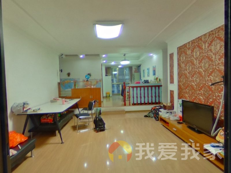 南昌我爱我家城开国际学园 南北通透，采光好 装修好，环镜优美 中间楼层
