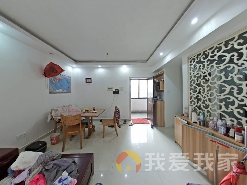 南昌我爱我家巢蓝郡 南北通透，采光好 装修好，环镜优美 近地铁 周边匹套完善，，出行方便