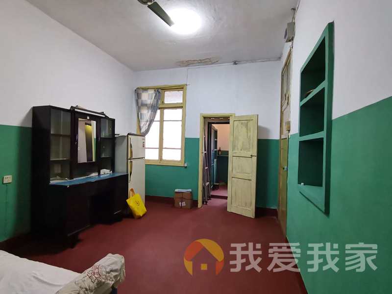 北京东路138号洪钢宿舍 南北通透，采光好 近地铁 视野好，诚心出售