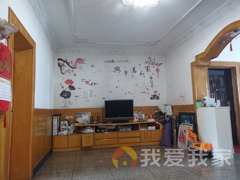 莲塘 南北通透，采光好 装修好，环镜优美 视野好，诚心出售