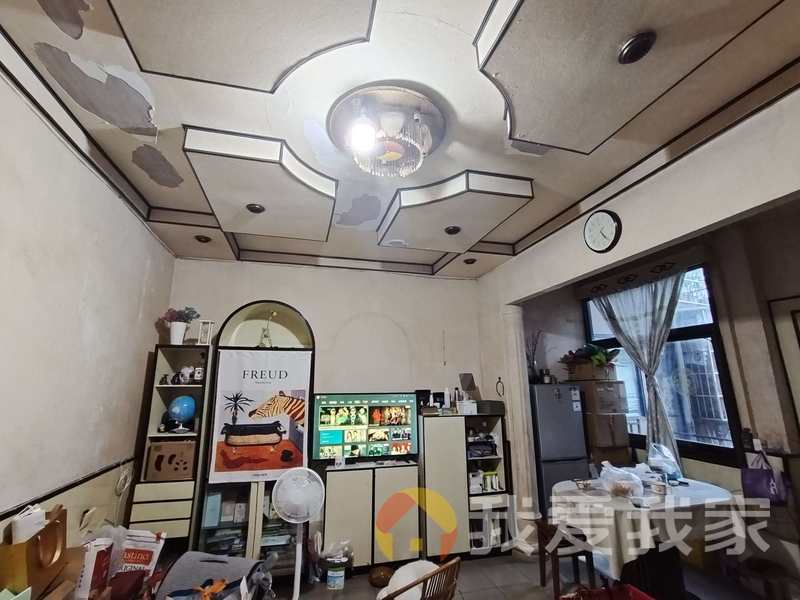 铁路二村 南北通透，采光好 装修好，环镜优美 视野好，诚心出售