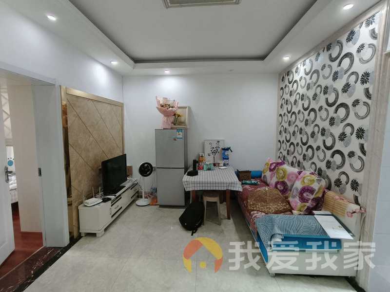 江大南路186号环保局宿舍 南北通透，采光好 装修好，环镜优美 近地铁 视野好，诚心出售