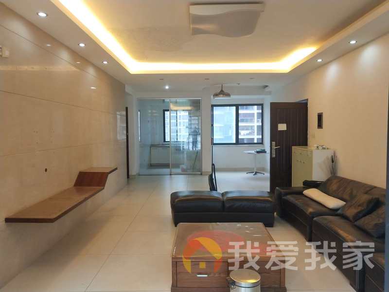 水榭花都 南北通透，采光好 装修好，环镜优美 近地铁 周边匹套完善，，出行方便