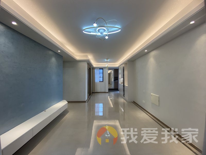南昌我爱我家九颂山河时代城 南北通透，采光好 装修好，环镜优美 近地铁 周边匹套完善，，出行方便