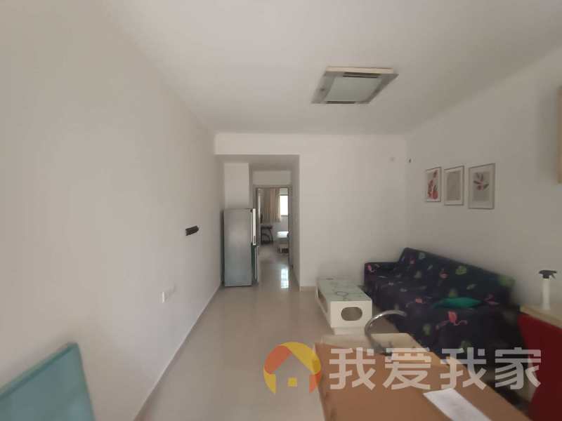 恒立世纪经典(煤球厂宿舍) 南北通透，采光好 装修好，环镜优美 近地铁 周边匹套完善，，出行方便