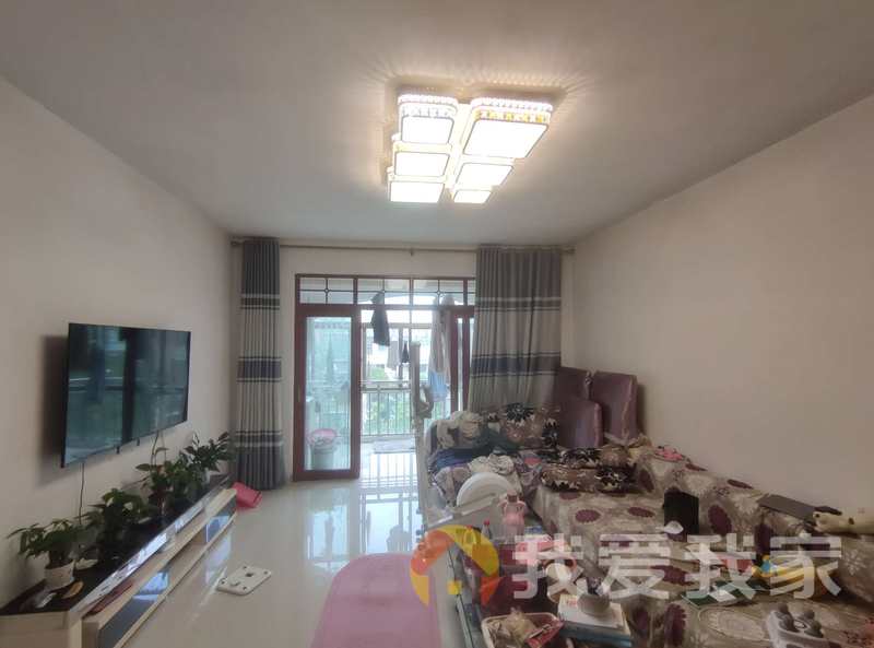 平安象湖风情 南北通透，采光好 装修好，环镜优美 视野好，诚心出售