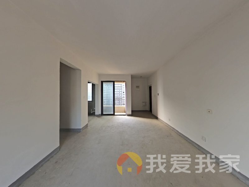绿地国际博览城二期博君 南北通透，采光好 近地铁 视野好，诚心出售