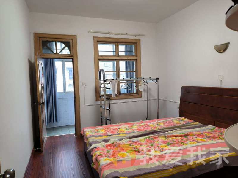 南昌我爱我家丁公路南柴宿舍 南北通透，采光好 装修好，环镜优美 近地铁 视野好，诚心出售